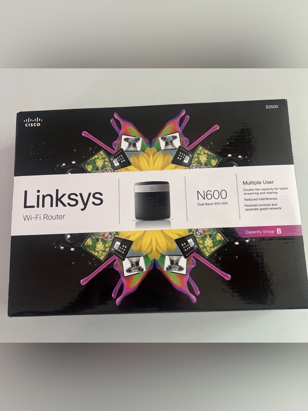 Linksys E2500 N600 Advanced High Speed Simultaneous Dual-Band Wireless-N Router